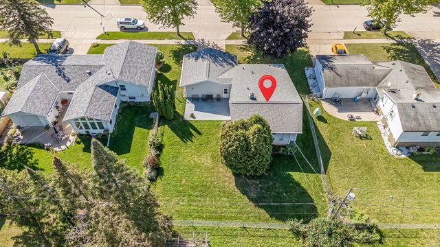 506 S MIDPARK DRIVE, Appleton, WI 54915