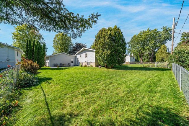 506 S MIDPARK DRIVE, Appleton, WI 54915