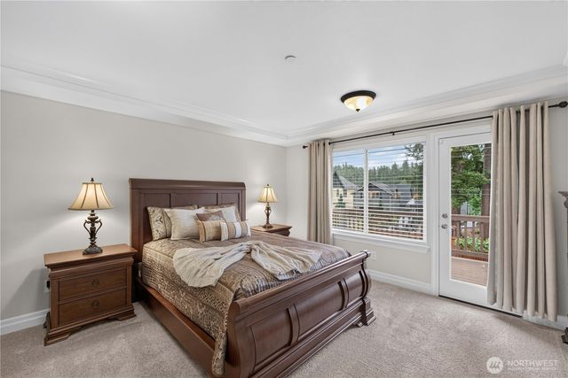 25528 Lake Wilderness Place SE, Maple Valley, WA 98038
