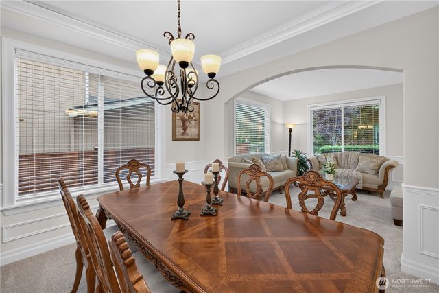 25528 Lake Wilderness Place SE, Maple Valley, WA 98038