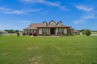 23151 Champion DR, Lindale, TX 75771