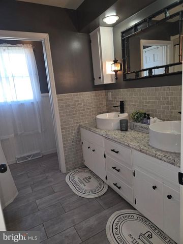 1336 GARRY AVE, Vineland, NJ 08361