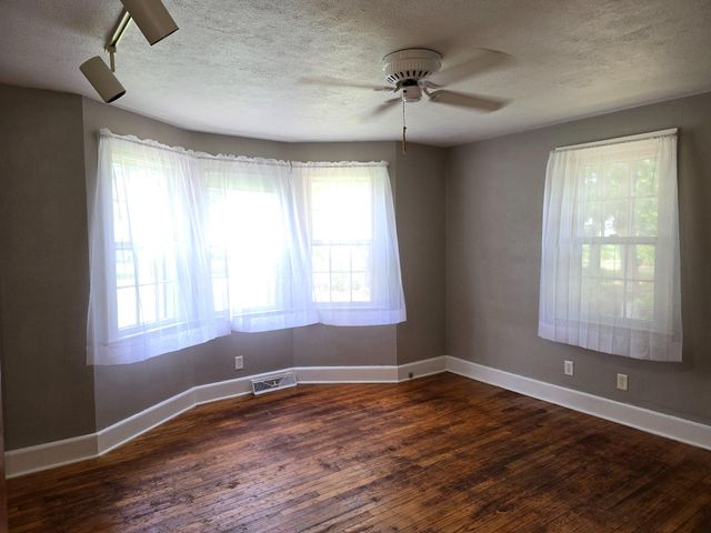 1336 GARRY AVE, Vineland, NJ 08361