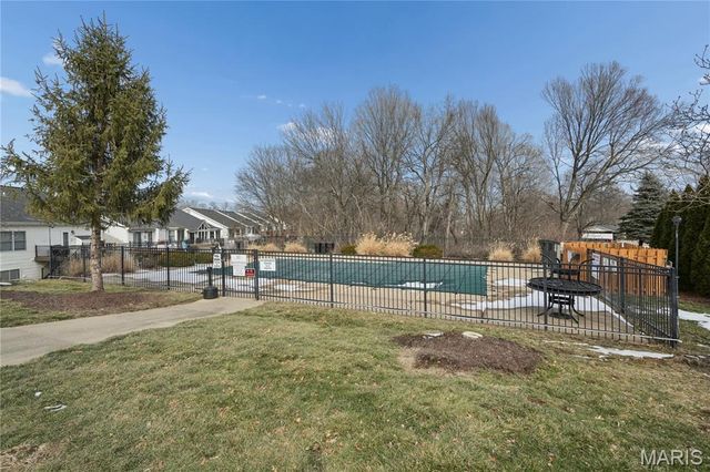 420 Benton Drive K, St Peters, MO 63376