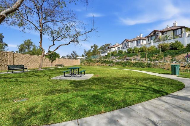 370 Carmel Creeper Place, Encinitas, CA 92024