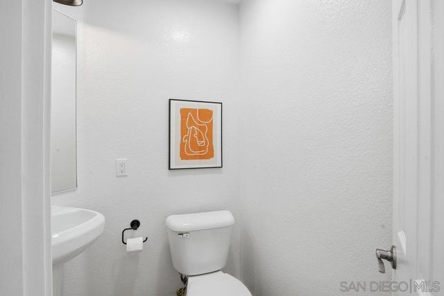 370 Carmel Creeper Place, Encinitas, CA 92024