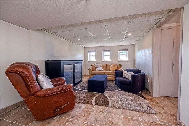4437 Helmar Drive, Monroeville, PA 15146