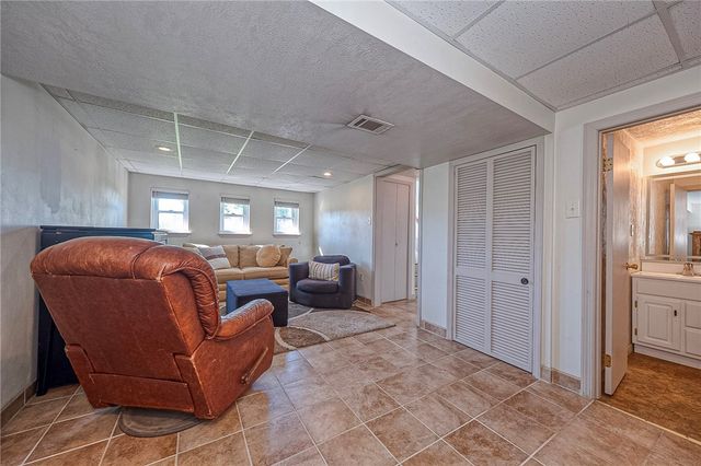 4437 Helmar Drive, Monroeville, PA 15146