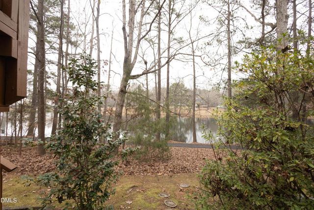 136 Lake Hollow Circle, Cary, NC 27513