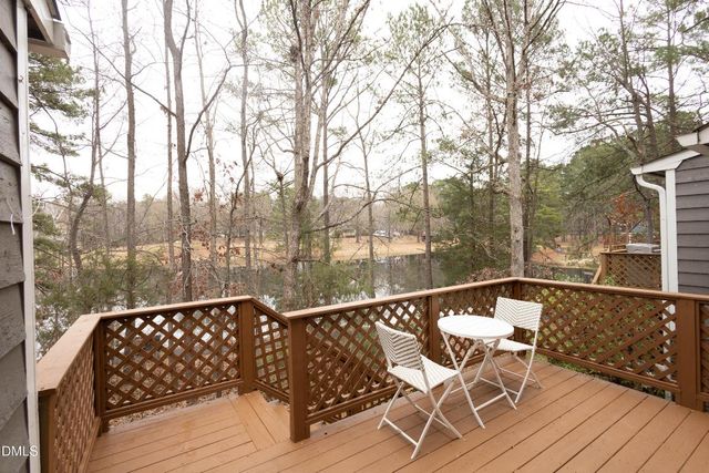 136 Lake Hollow Circle, Cary, NC 27513