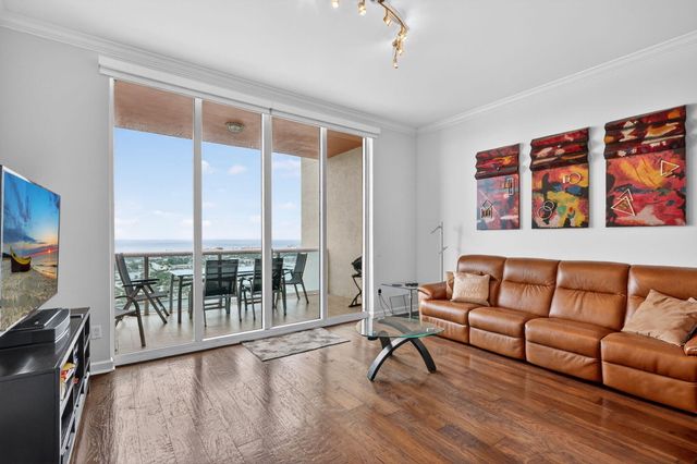 2640 Lake Shore Drive 2608, Riviera Beach, FL 33404