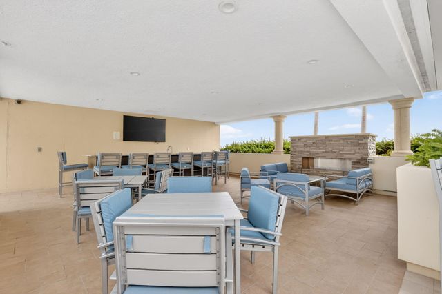 2640 Lake Shore Drive 2608, Riviera Beach, FL 33404