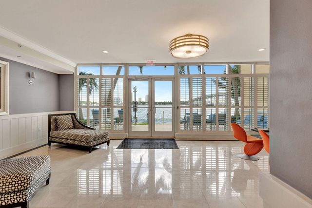 2640 Lake Shore Drive 2608, Riviera Beach, FL 33404