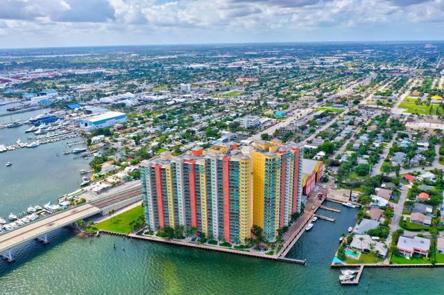 2640 Lake Shore Drive 2608, Riviera Beach, FL 33404