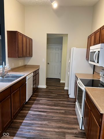 16936 Brigg Court, Westfield, IN 46074