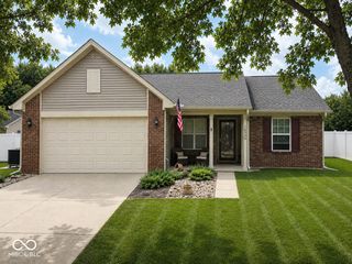 16936 Brigg Court, Westfield, IN 46074