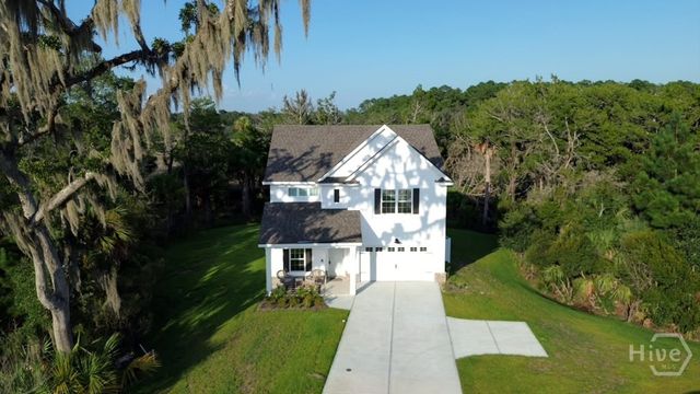 255 James Drive, Richmond Hill, GA 31324
