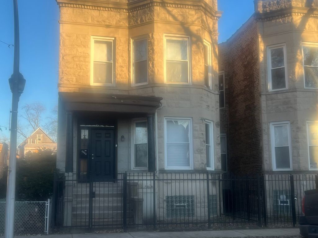 6525 S Vernon Avenue 1, Chicago, IL 60637