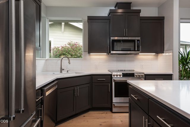 20671 SE Cougar Peak Drive, Bend, OR 97702