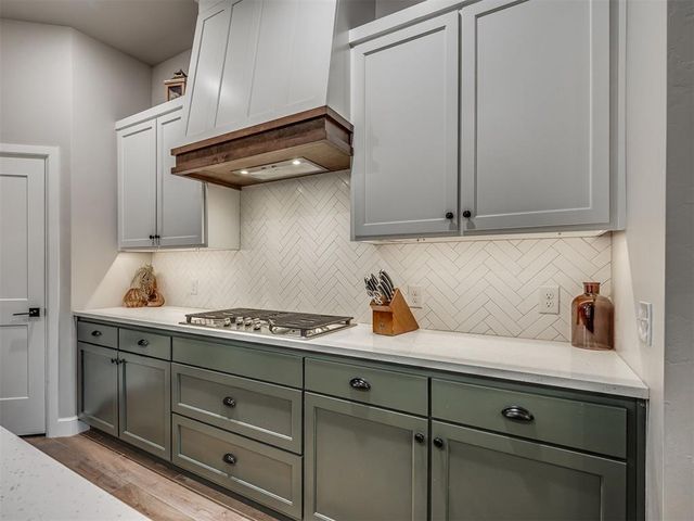 3017 Hollow Crest Lane, Norman, OK 73071