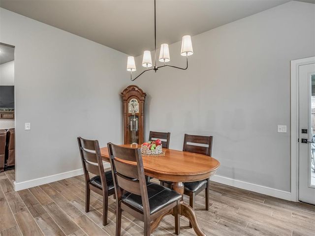 3017 Hollow Crest Lane, Norman, OK 73071