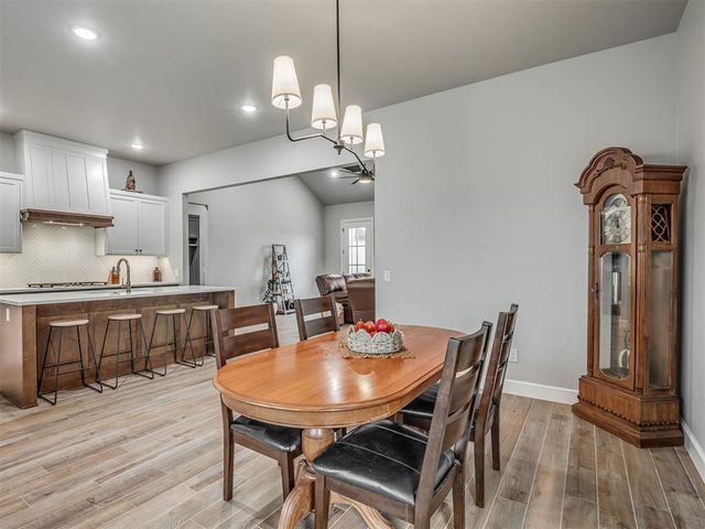3017 Hollow Crest Lane, Norman, OK 73071