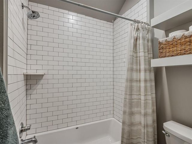 3017 Hollow Crest Lane, Norman, OK 73071