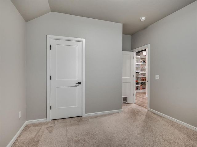 3017 Hollow Crest Lane, Norman, OK 73071