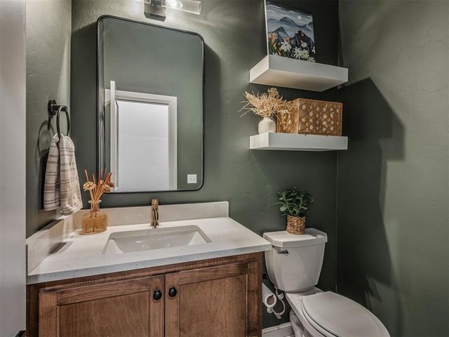 3017 Hollow Crest Lane, Norman, OK 73071