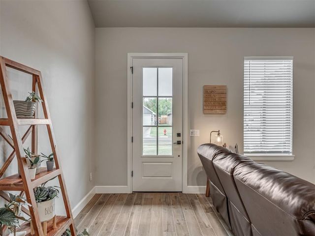 3017 Hollow Crest Lane, Norman, OK 73071