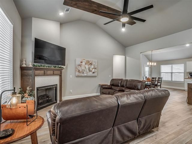 3017 Hollow Crest Lane, Norman, OK 73071