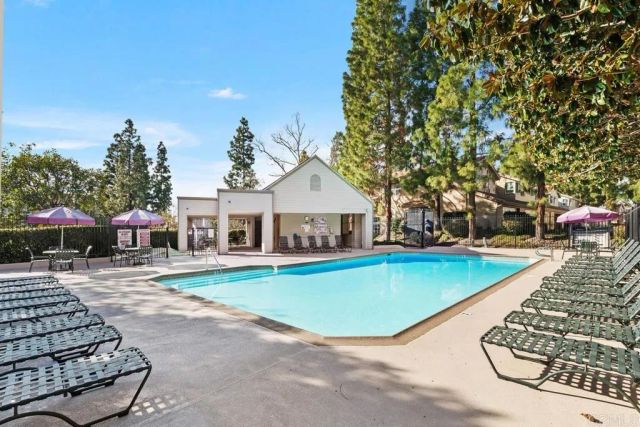 3233 Old Bridgeport Way, San Diego, CA 92111