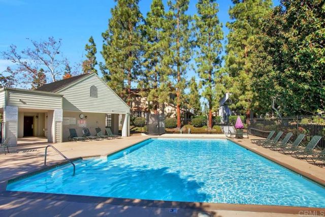 3233 Old Bridgeport Way, San Diego, CA 92111