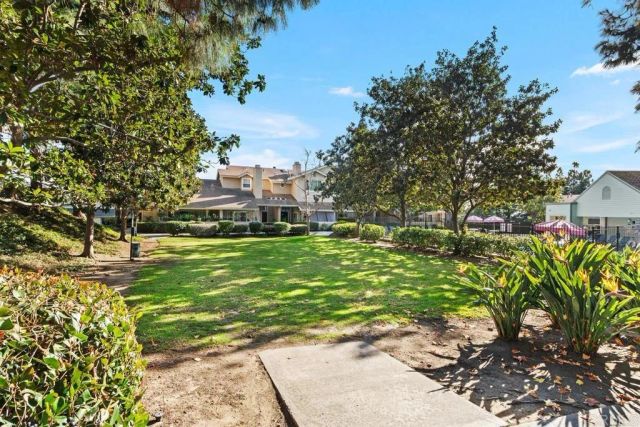 3233 Old Bridgeport Way, San Diego, CA 92111