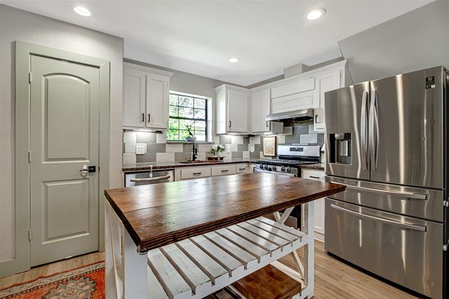 4305 Southwest Boulevard, Fort Worth, TX 76116