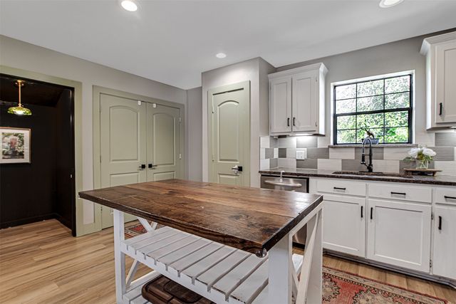 4305 Southwest Boulevard, Fort Worth, TX 76116