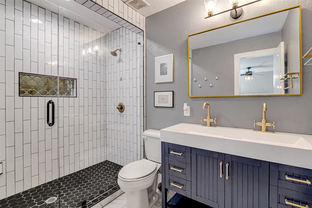 4305 Southwest Boulevard, Fort Worth, TX 76116