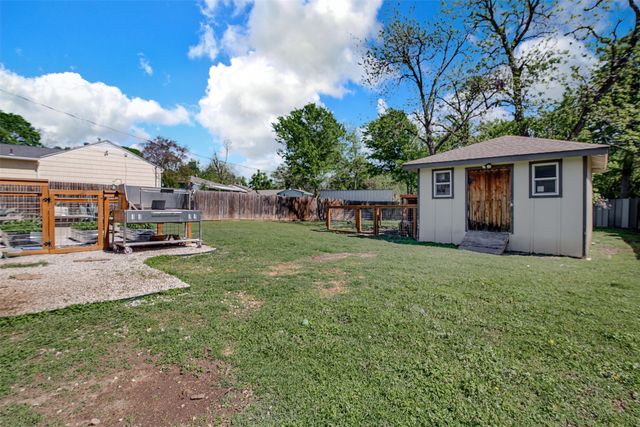 4305 Southwest Boulevard, Fort Worth, TX 76116