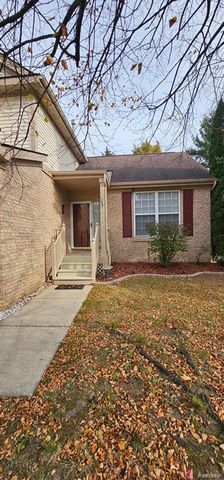 322 Lake Meadow Drive, Waterford, MI 48327