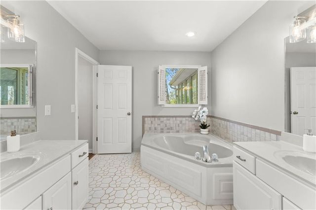 5515 Holly Hill Drive, Gainesville, GA 30506