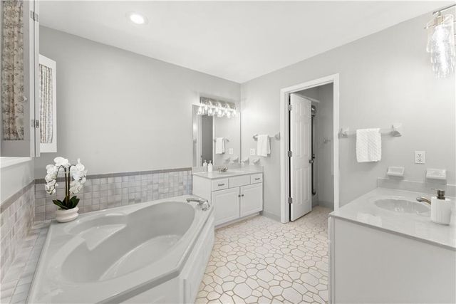 5515 Holly Hill Drive, Gainesville, GA 30506