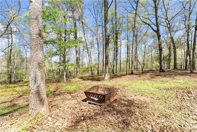 5515 Holly Hill Drive, Gainesville, GA 30506