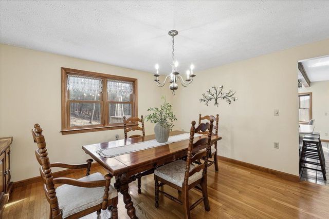 227 Joe English Road, New Boston, NH 03070