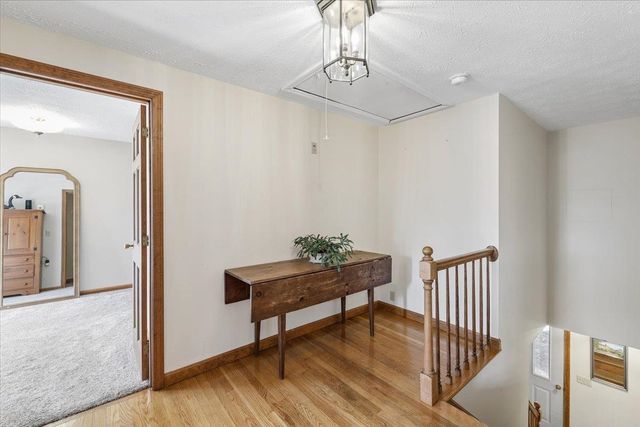 227 Joe English Road, New Boston, NH 03070