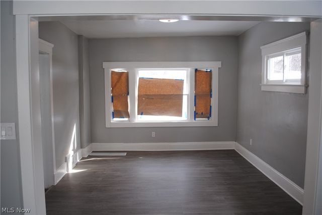 15208 Elderwood Avenue, Cleveland, OH 44112