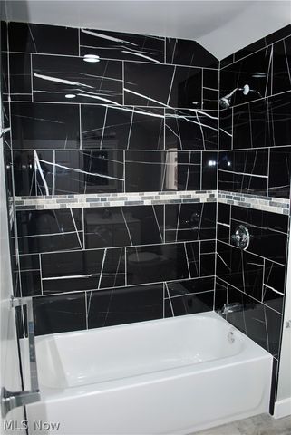 15208 Elderwood Avenue, Cleveland, OH 44112