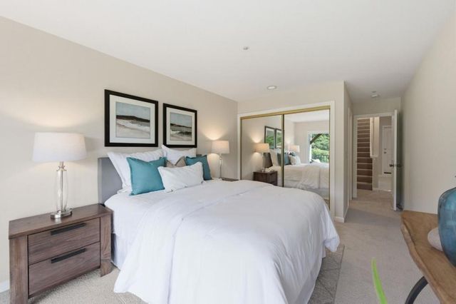 1040 Continentals Way 14, Belmont, CA 94002