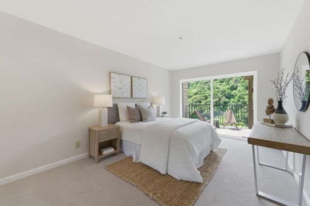 1040 Continentals Way 14, Belmont, CA 94002