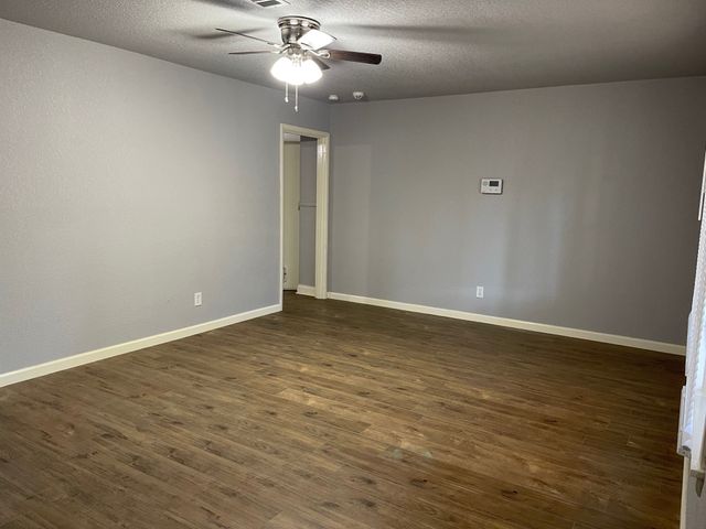 5513 Santa Barbara Avenue, Fort Worth, TX 76114