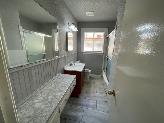 5513 Santa Barbara Avenue, Fort Worth, TX 76114